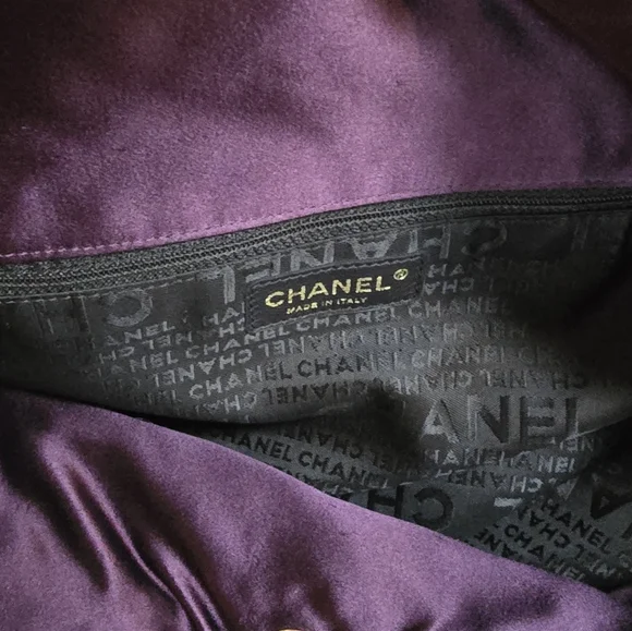 A Beautiful Coco Cabas Purple Satin Tote Bag! - Picture 10 of 16